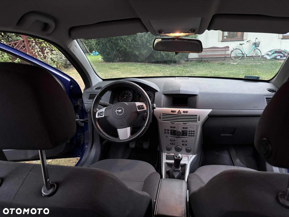 Opel Astra III 1.6 - 9