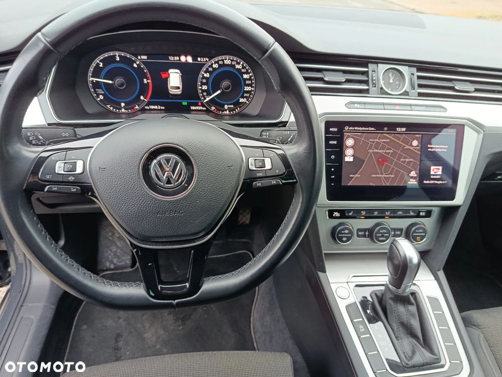 Volkswagen Passat 2.0 TDI SCR (BlueMotion Technology) DSG Comfortline - 8