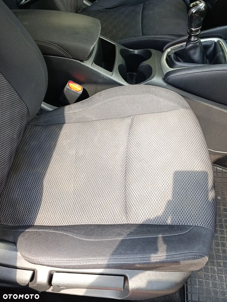 Nissan Qashqai 1.2 DIG-T Acenta EU6 - 17