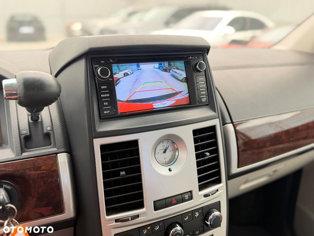 Chrysler Town & Country 4.0 Limited - 10
