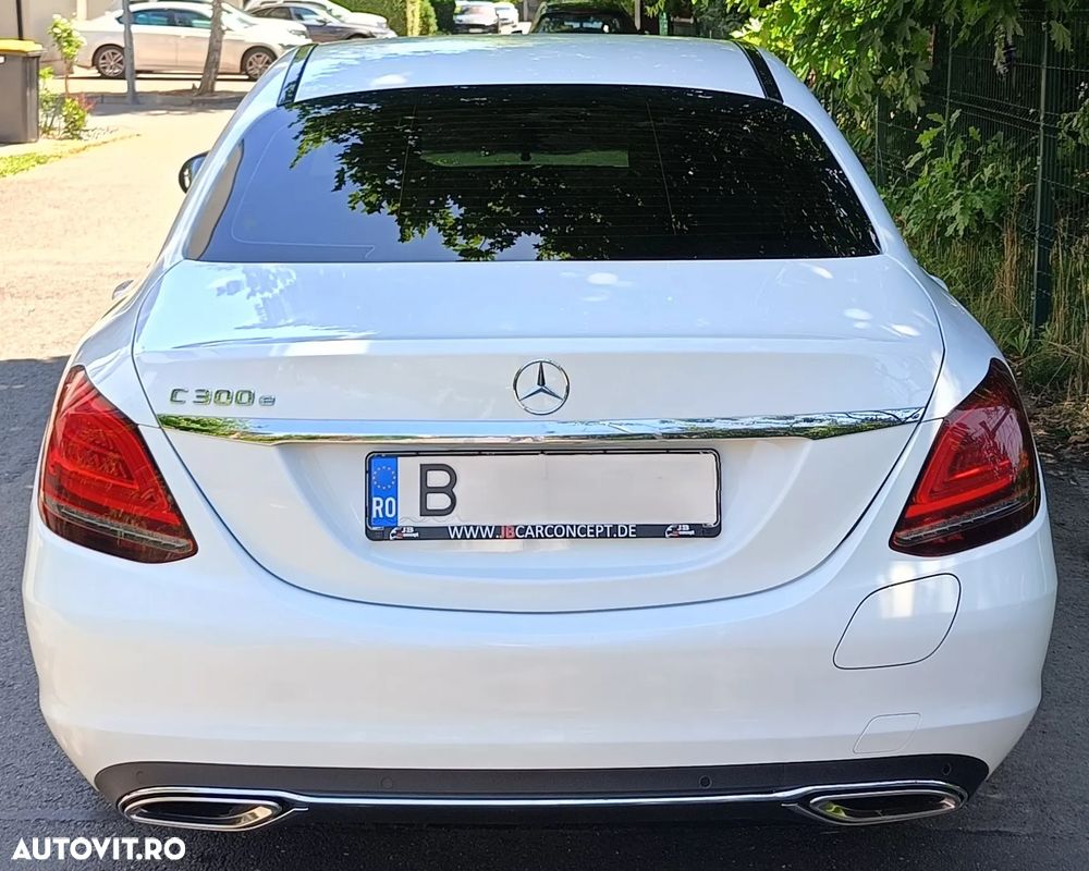 Mercedes-Benz C 300 e 4MATIC PHEV - 3