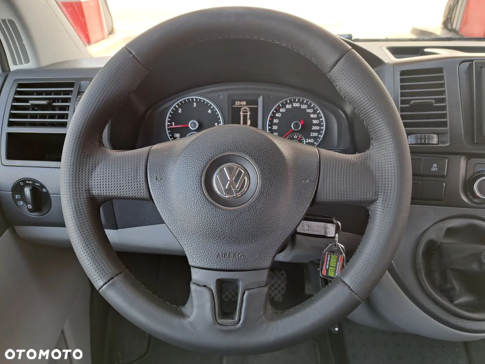 Volkswagen Transporter - 26