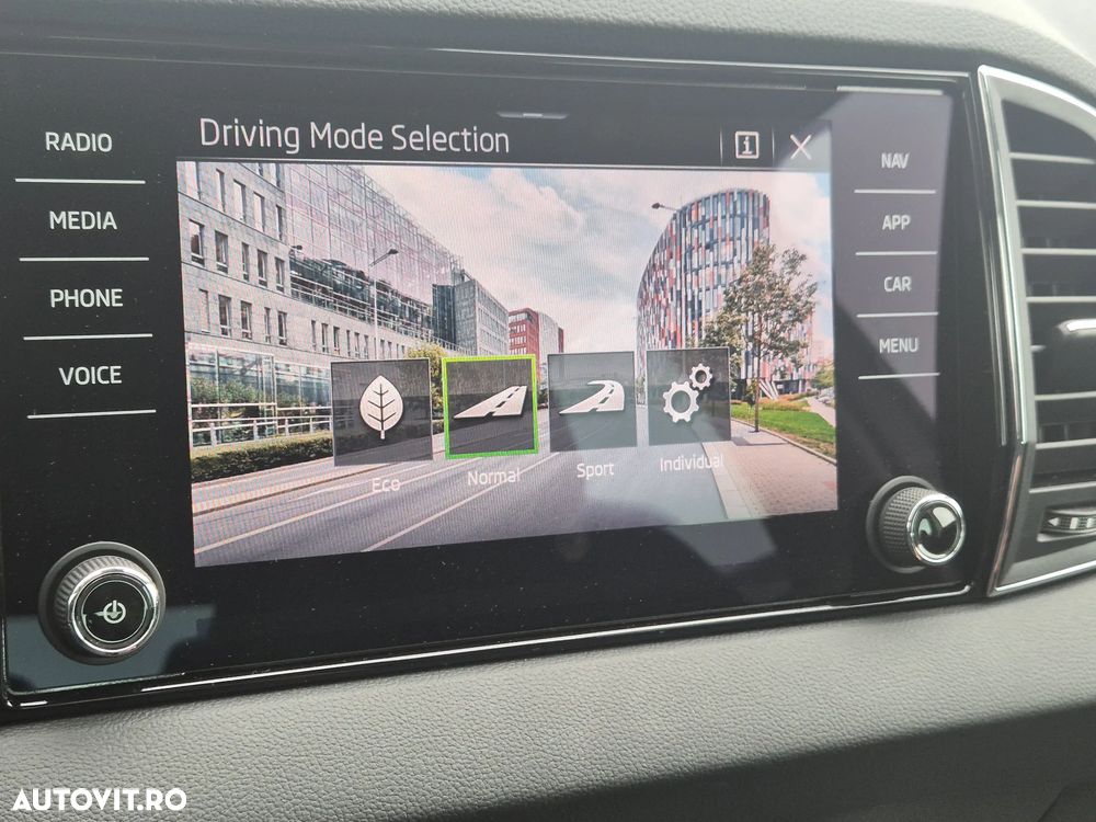 SKODA Karoq 2026 — imagine 24