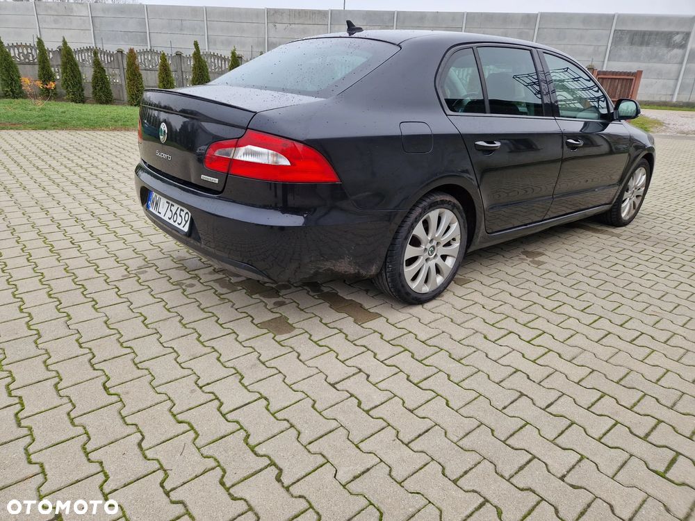 Skoda Superb 1.6 TDI Comfort / Active Greenline - 5