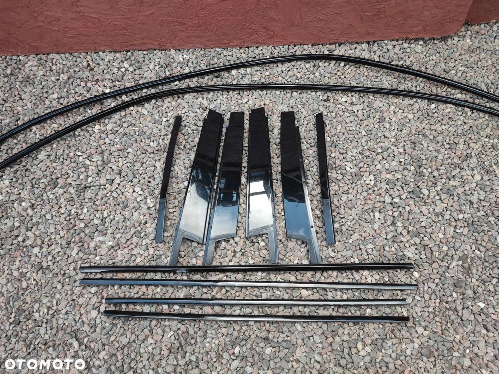 BMW E46 SEDAN ORYGINALNY KOMPLETNY KOMPLET LISTEW OZDOBNYCH SCHADOW-LINE / CZARNY WYSOKI POŁYSK / GLANZSCHWARZ M-PAKIET W DOBRYM STANIE O NR. 51 13 2 695 281 / 51 13 2 695 282 / 51 34 2 695 290 / 51 34 2 695 289 / 51 33 2 695 284 OEM W DOBRYM STANIE - 3