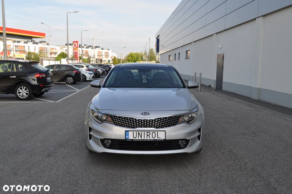 Kia Optima - 4