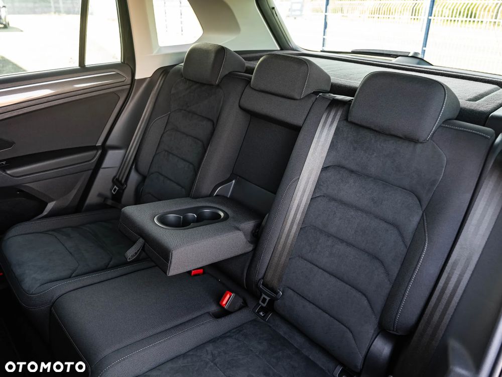 Volkswagen Tiguan - 27