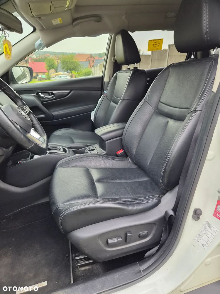 Nissan X-Trail 1.6 DCi Xtronic Tekna - 16