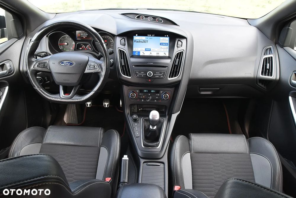 Ford Focus SW 2.0 TDCi ST - 23
