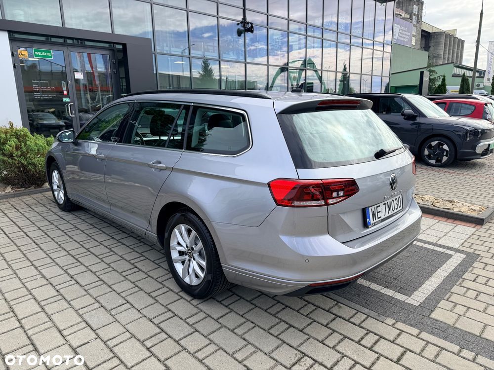 Volkswagen Passat Variant 1.5 TSI EVO Business DSG - 8