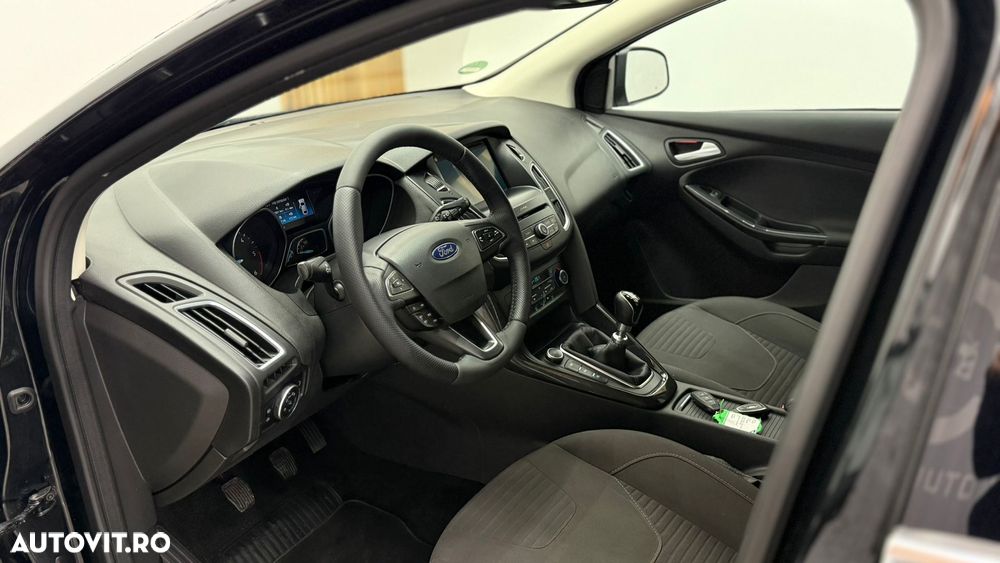 Ford Focus 1.5 TDCi Titanium - 6