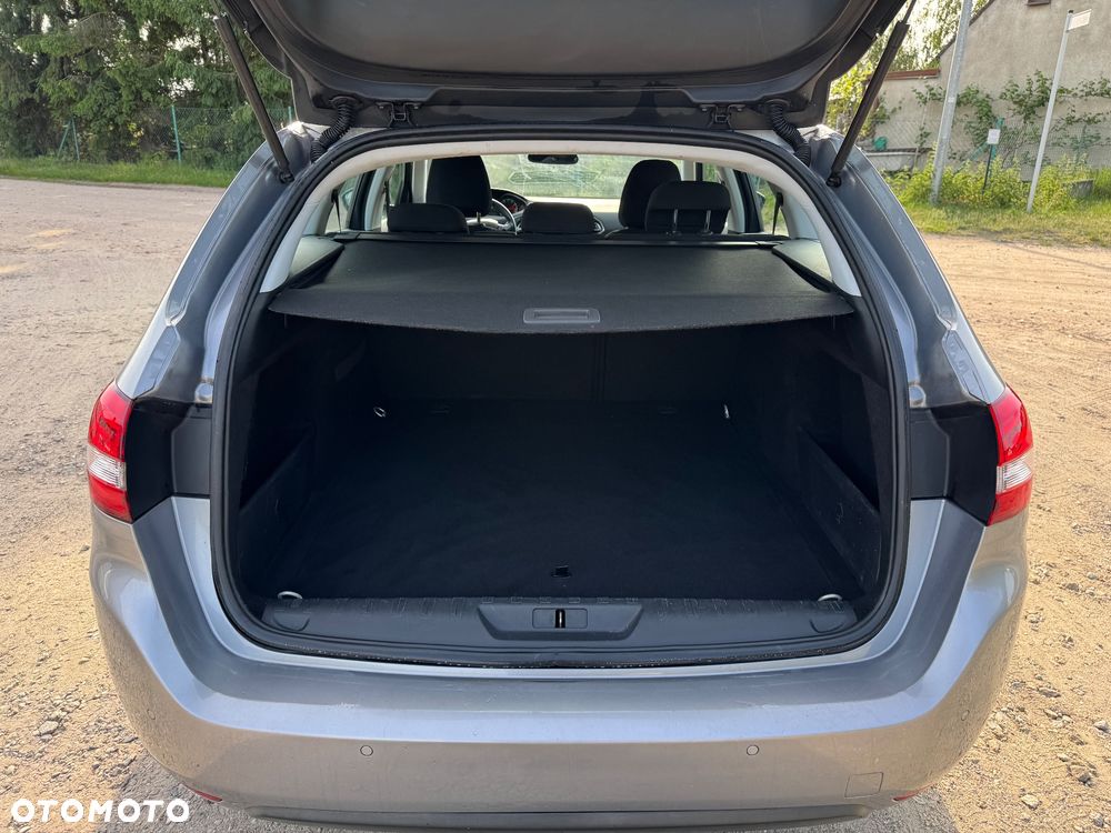 Peugeot 308 - 25
