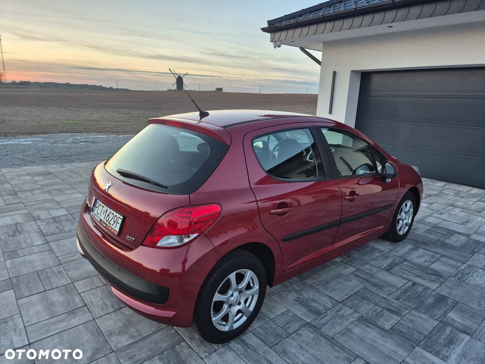 Peugeot 207 95 VTi Urban Style - 12