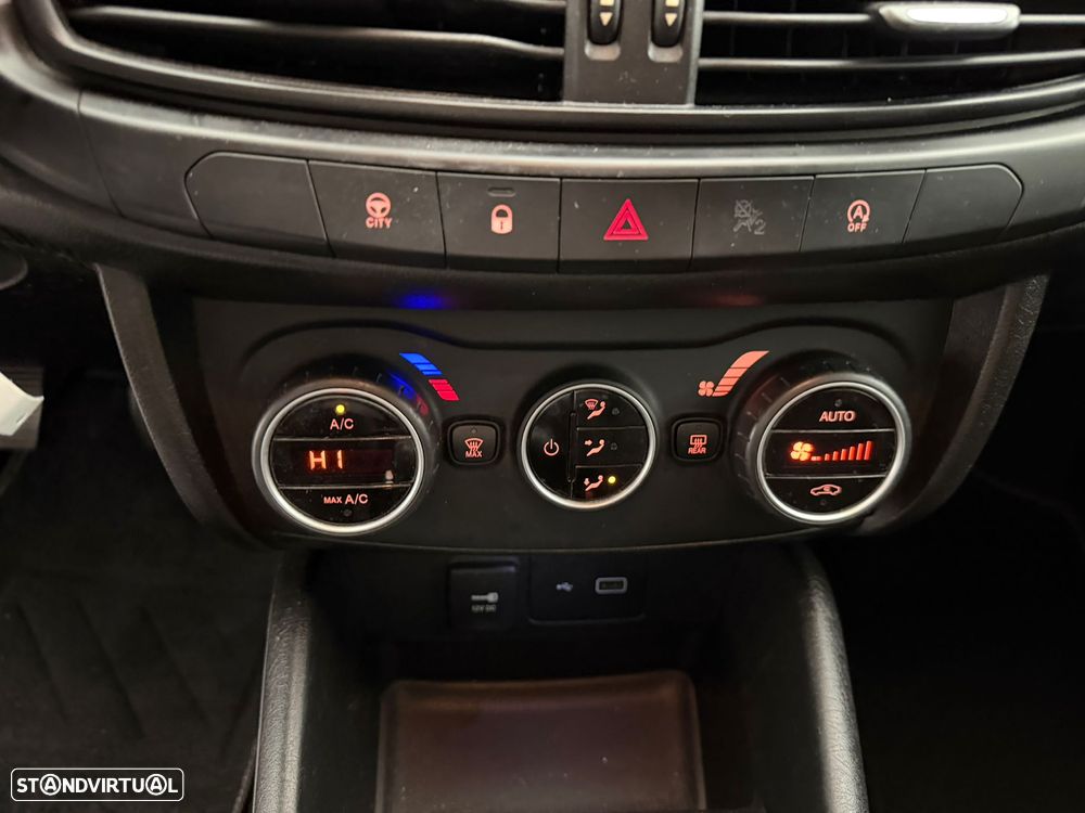 Fiat Tipo Station Wagon 1.3 M-Jet Lounge - 9