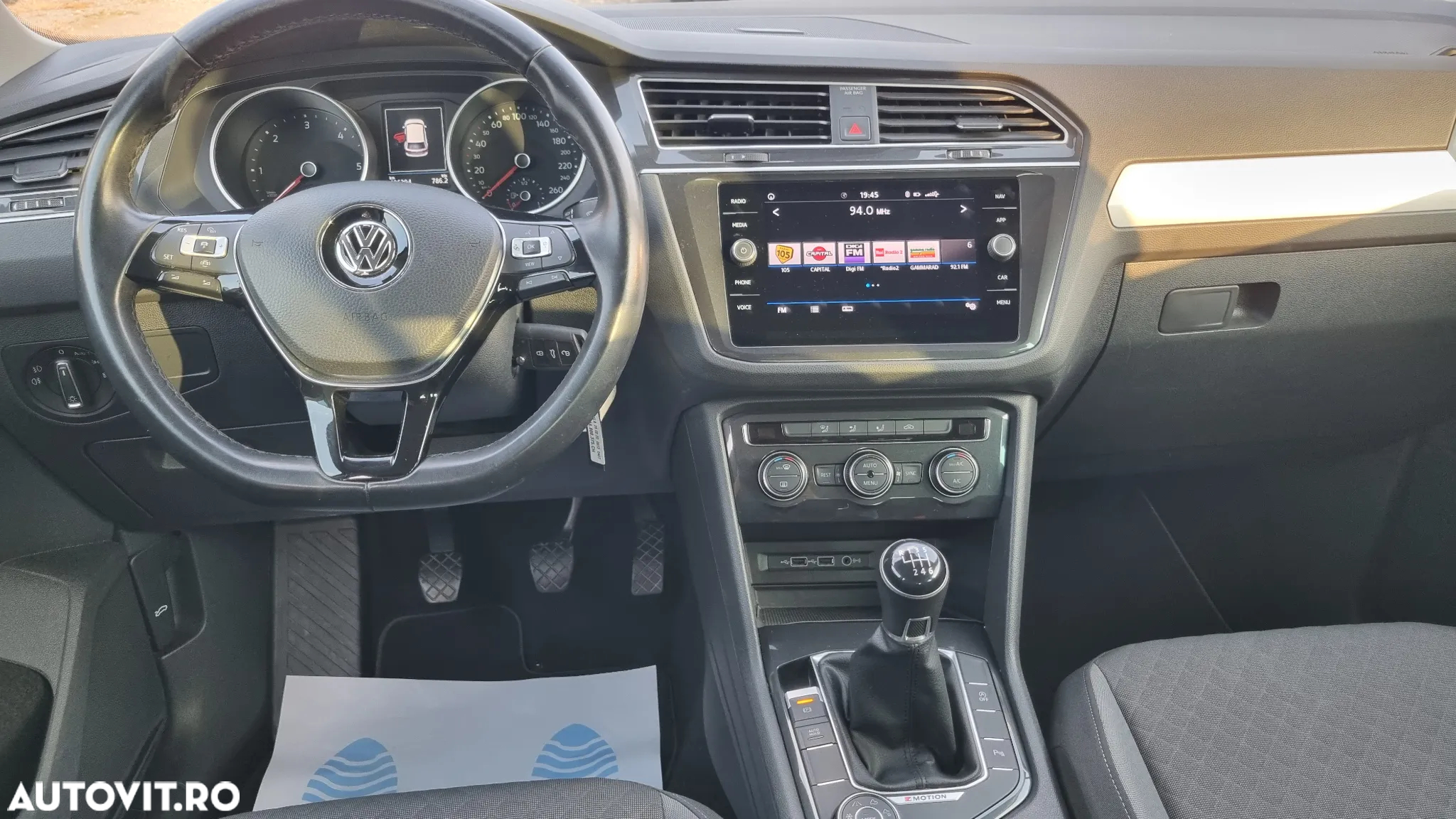 Volkswagen Tiguan 2.0 TDI SCR 4MOTION (BlueMotion Tech) Comfortline - 34