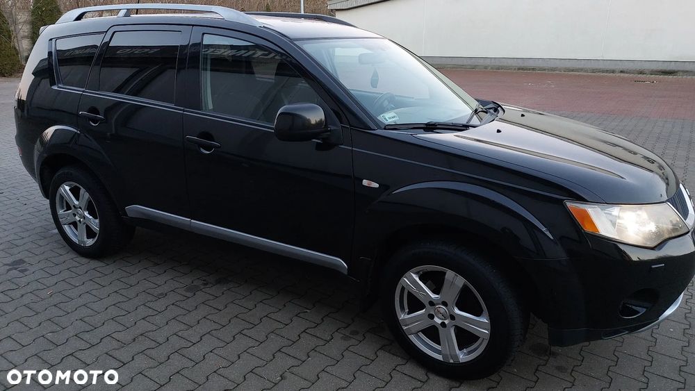 Mitsubishi Outlander 2.0 DID Intense - 12