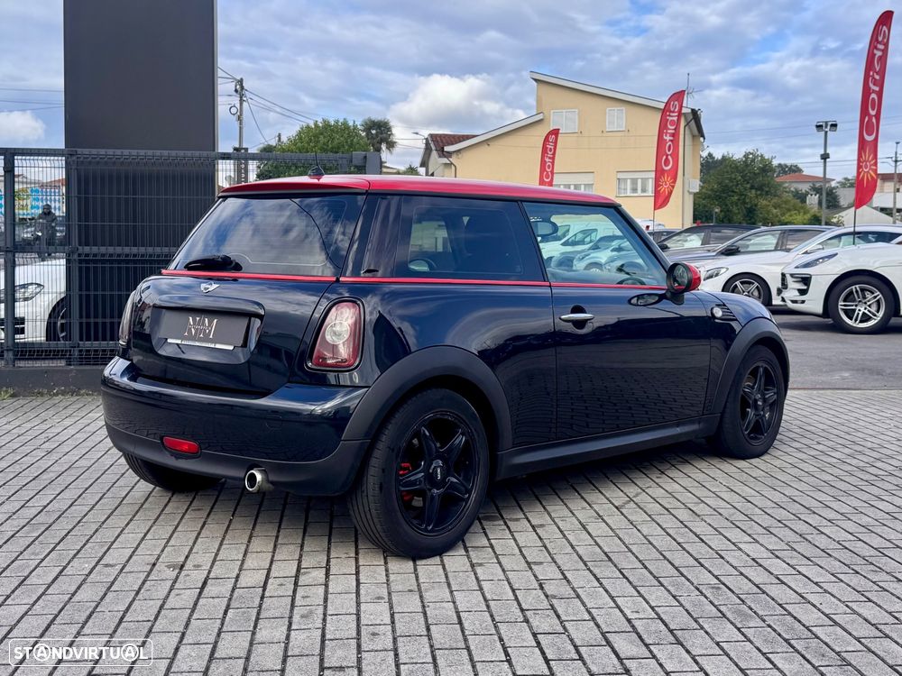 MINI 3 Portas Cooper D - 3