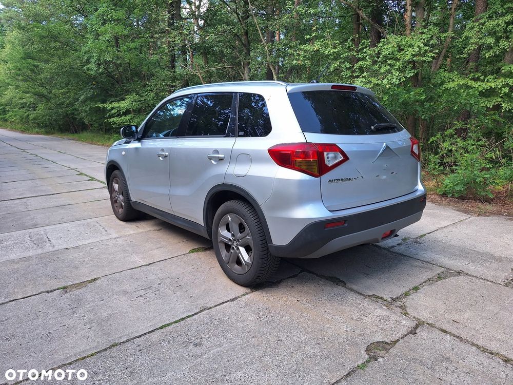 Suzuki Vitara 1.6 Premium 2WD - 5