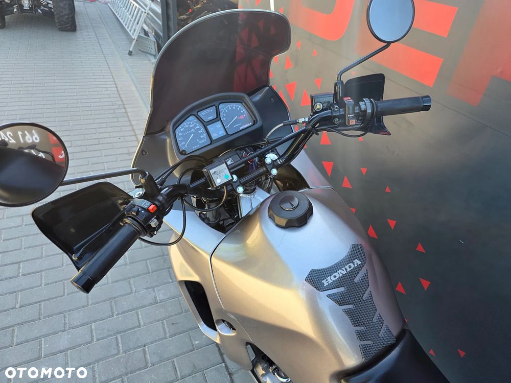 Honda XL - 21
