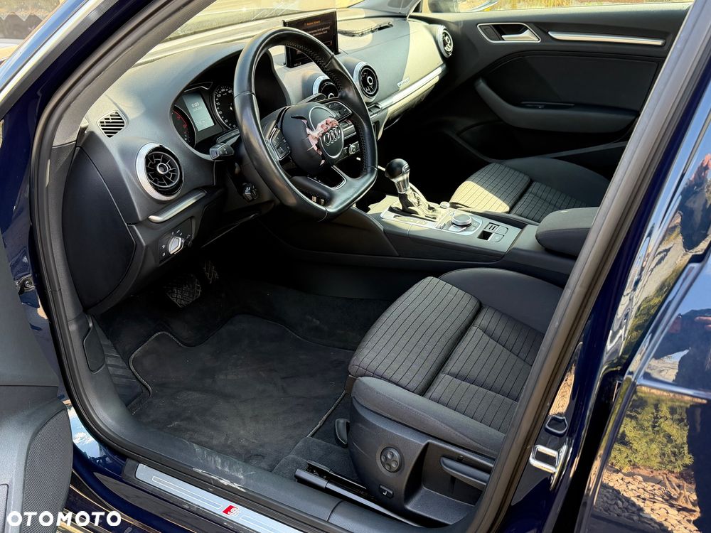 Audi A3 Sportback - 8