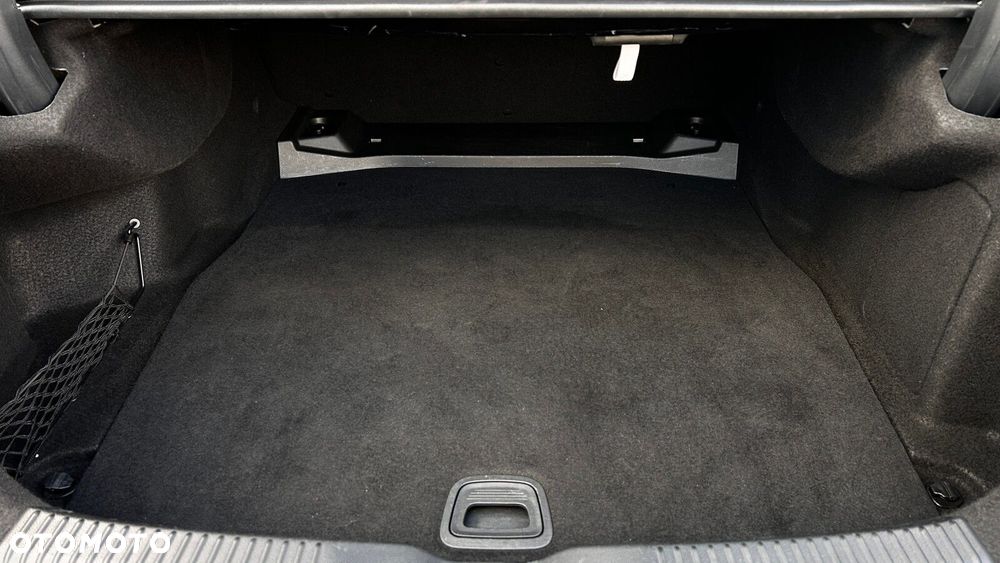 Mercedes-Benz CLS 350 d 4-Matic 9G-TRONIC - 30