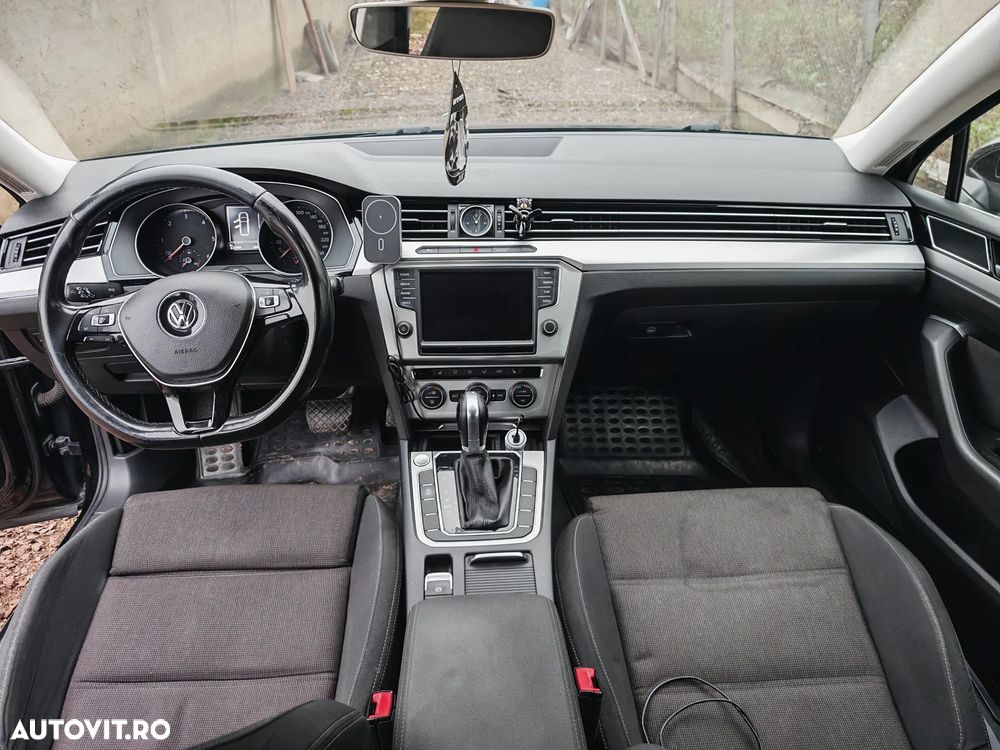 Volkswagen Passat Variant 2.0 TDI DSG Comfortline - 12
