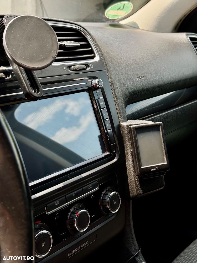 VOLKSWAGEN Golf 2010 — imagine 17