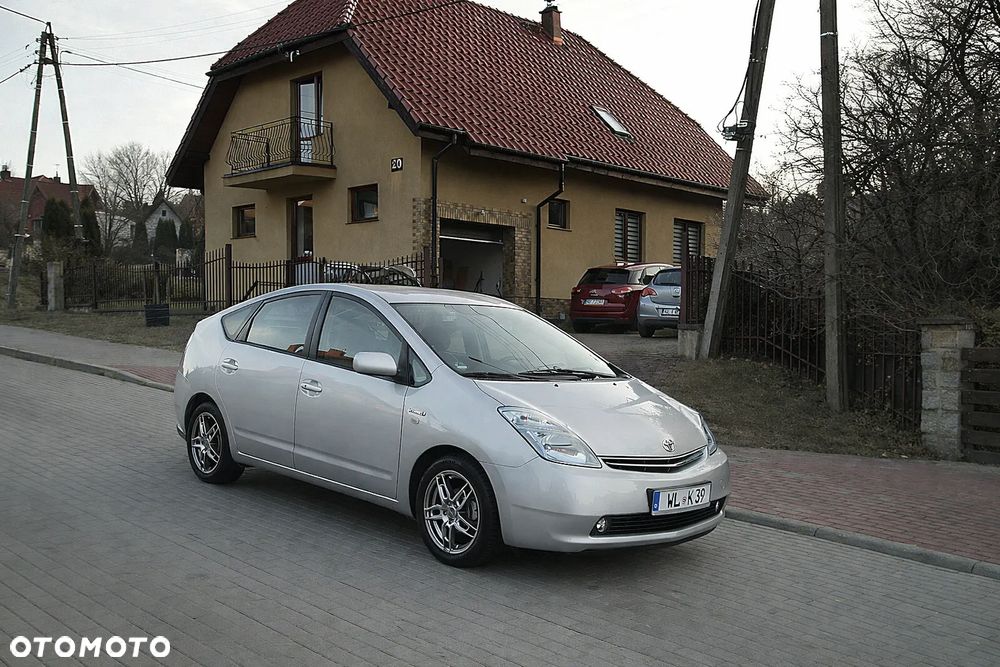 Toyota Prius 1.5 VVT-i Sol (nav) - 9