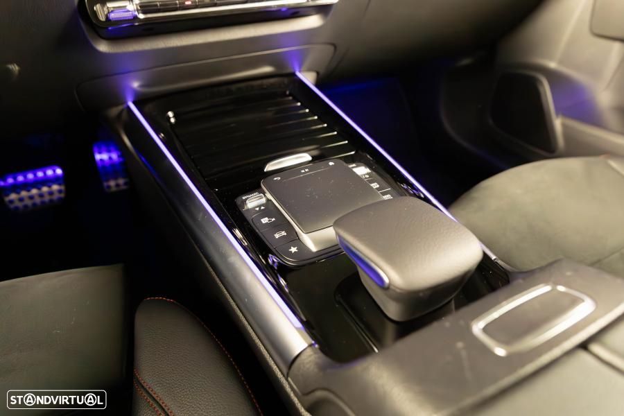 Mercedes-Benz GLA 250 e AMG Line - 55