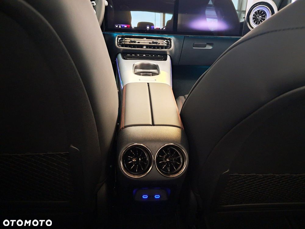 Mercedes-Benz CLA - 34