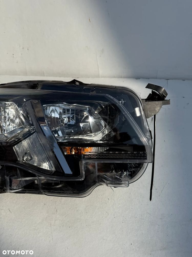 REFLEKTOR PRAWY LAMPA PRAWA PEUGEOT PARTNER 4 IV RIFTER 9816826880 - 4