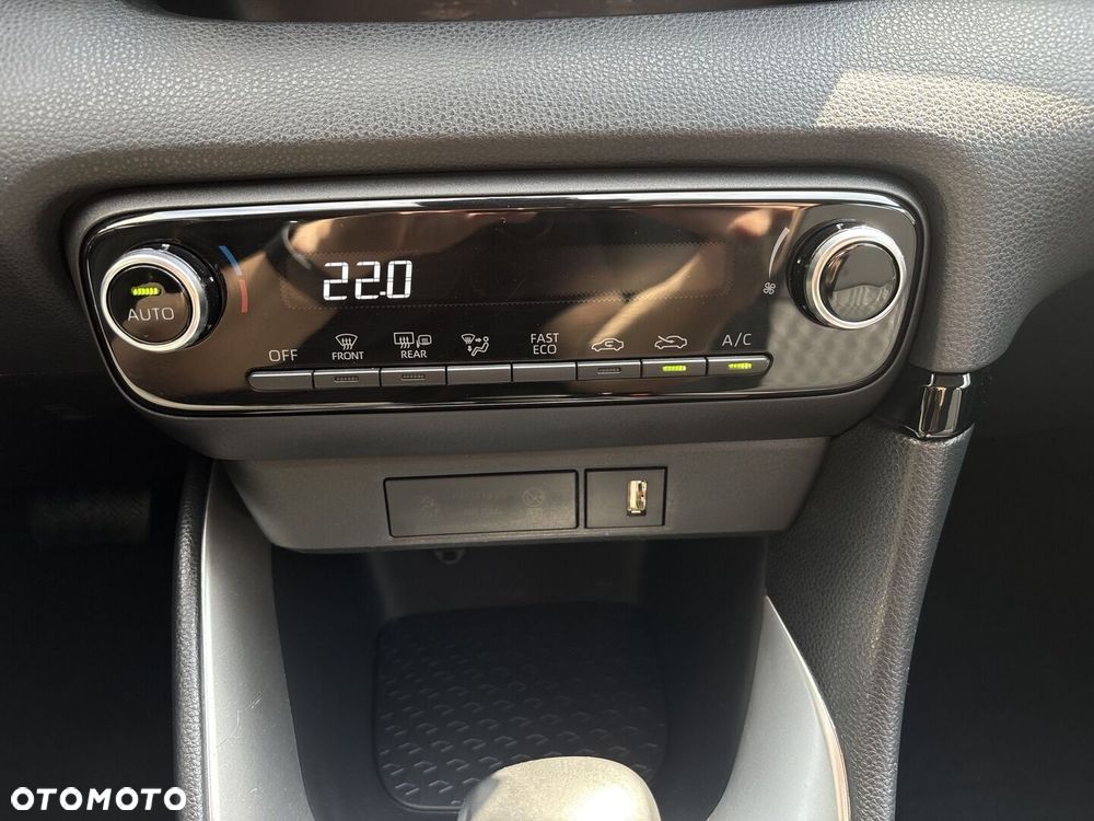 Toyota Yaris Hybrid 1.5 Comfort - 19