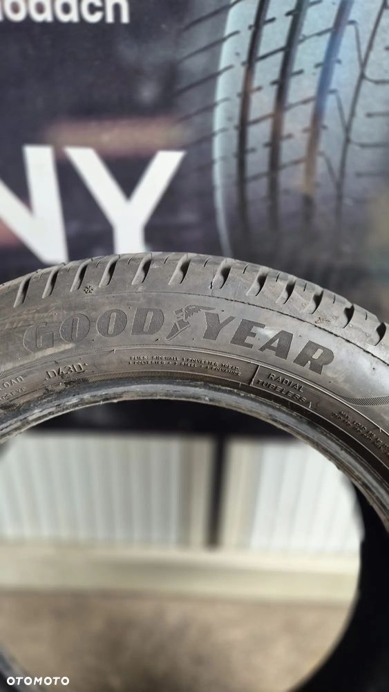 195/55 R16 Goodyear całoroczne - 3