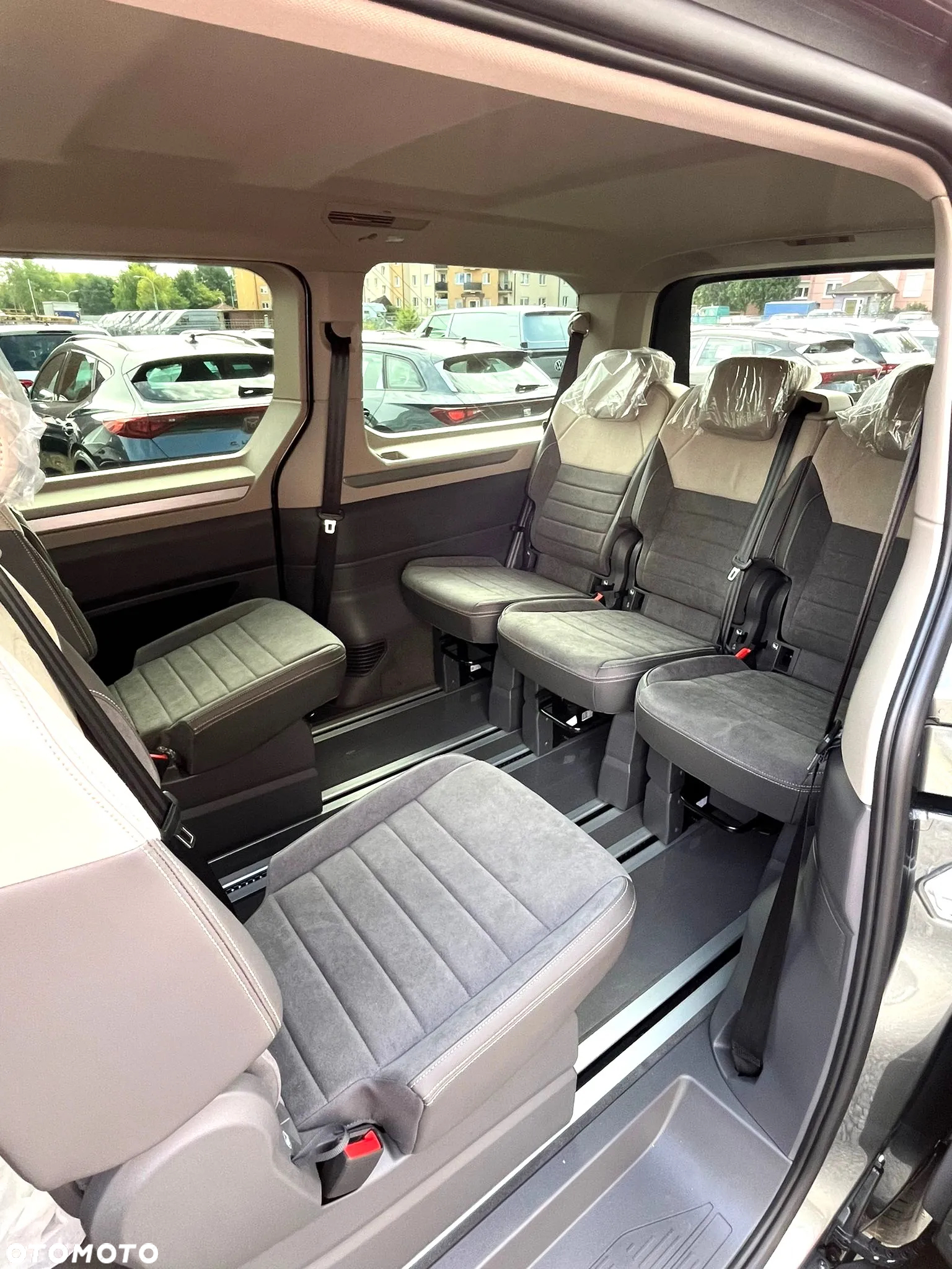 Volkswagen Multivan 2.0 TDI L2 DSG - 12