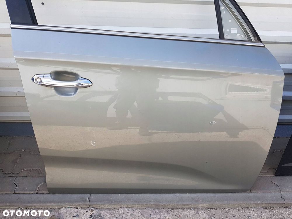 KIA CARENS IV 13-19r DRZWI PRAWE PRZÓD PRZEDNIE K3Y - 2