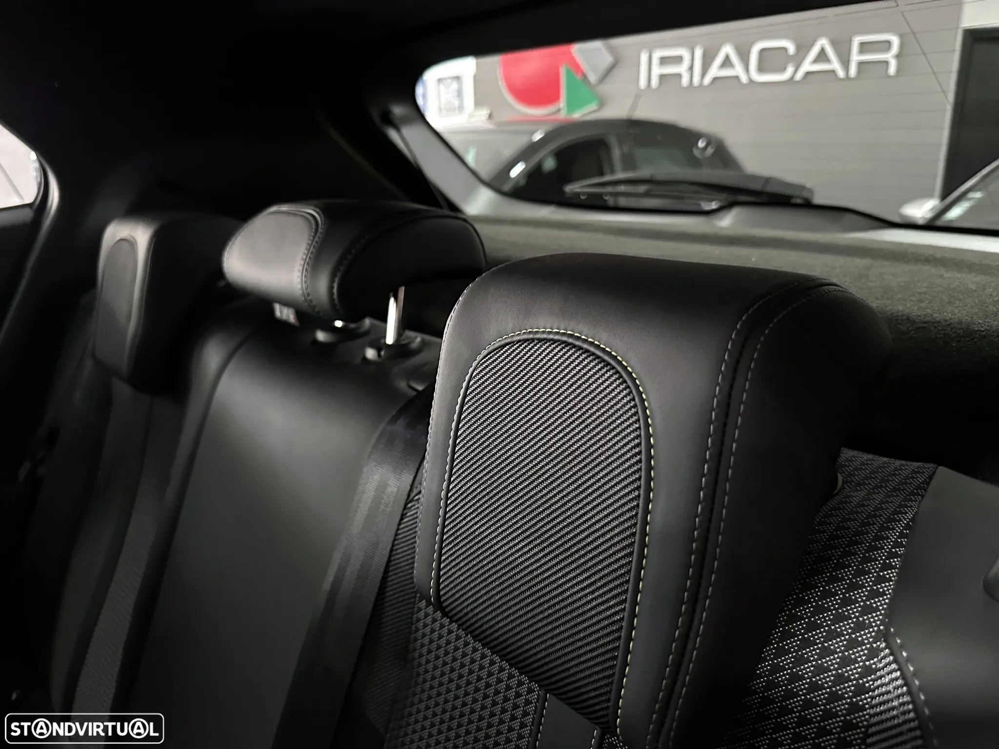 Peugeot e-2008 50 kWh GT Pack - 27