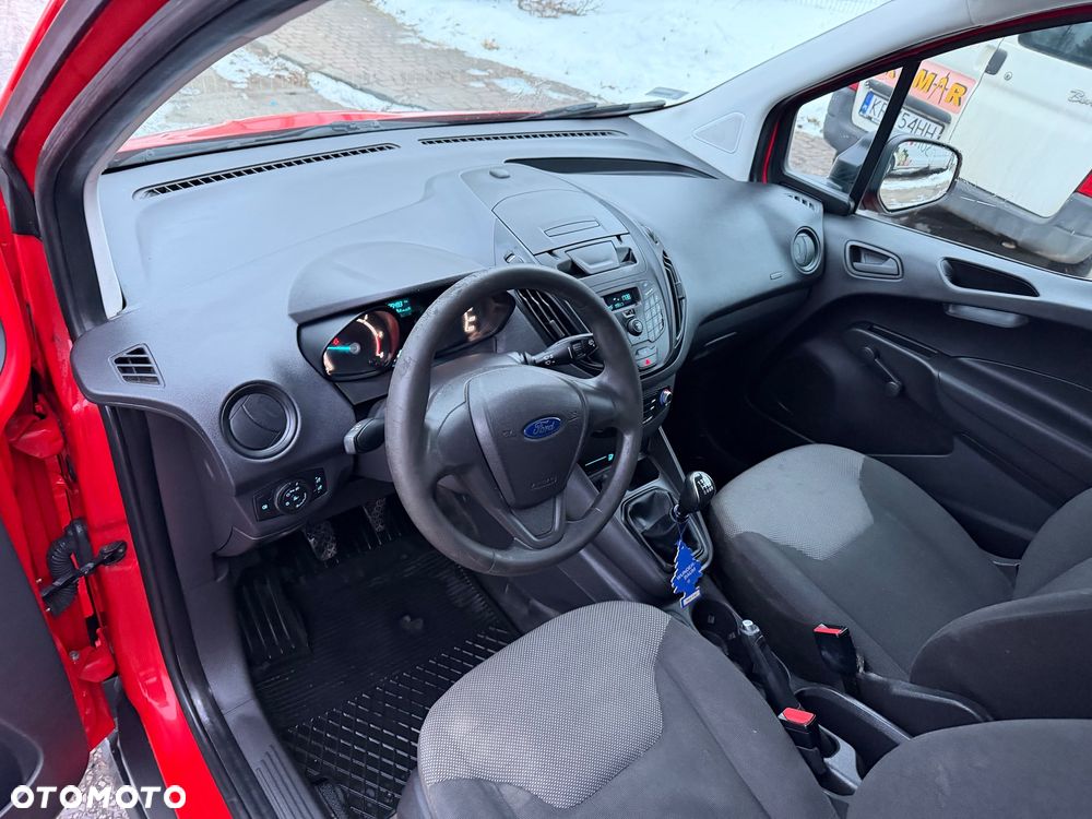 Ford Transit Courier Ambiente - 31