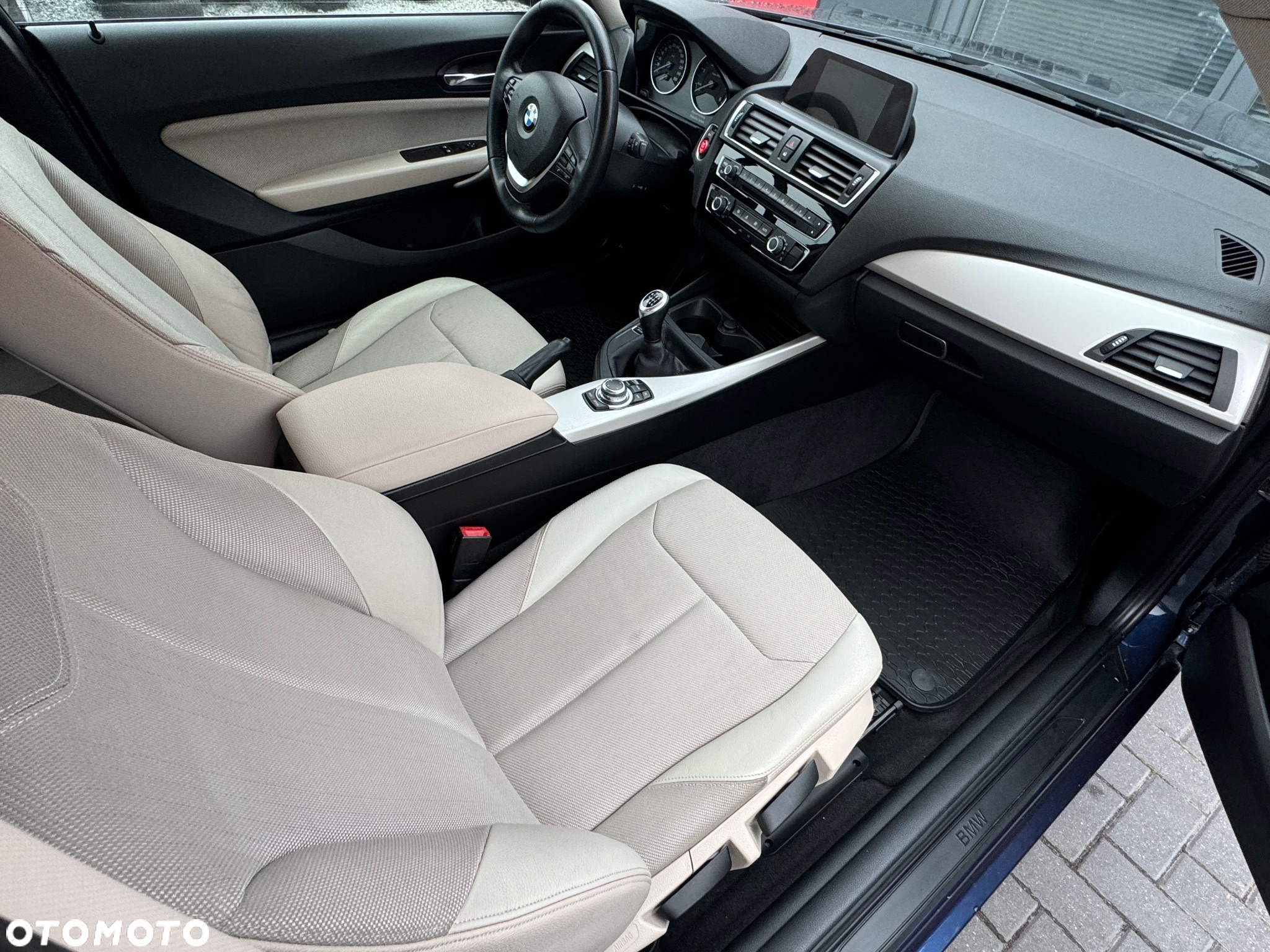 BMW Seria 2 218d Coupe - 16
