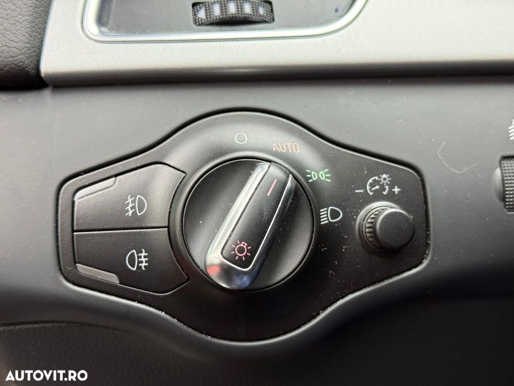 Audi A4 Limuzina 1.8 TFSI Ambition - 12