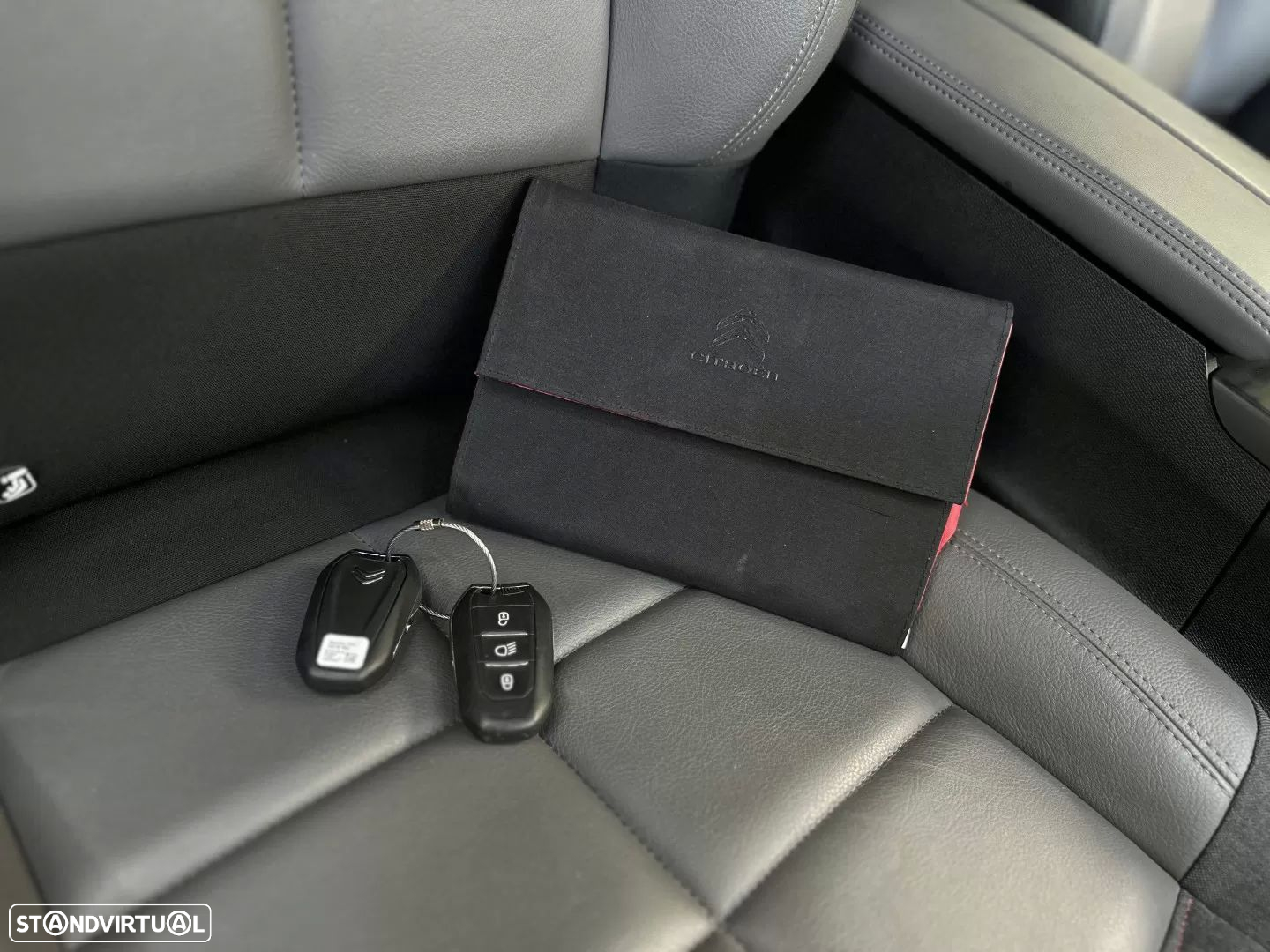 Citroën C5 Aircross 1.6 Hybrid Feel Pack e-EAT8 - 42