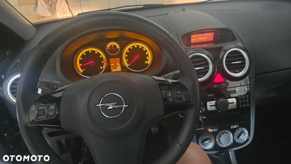 Opel Corsa - 9