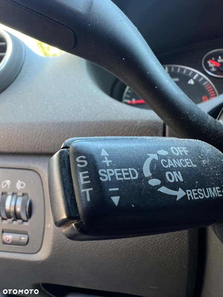 Audi A3 Sportback 1.9 TDI Attraction - 6