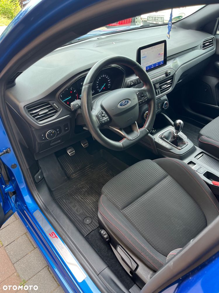 Ford Focus 1.5 EcoBoost ST-Line - 10