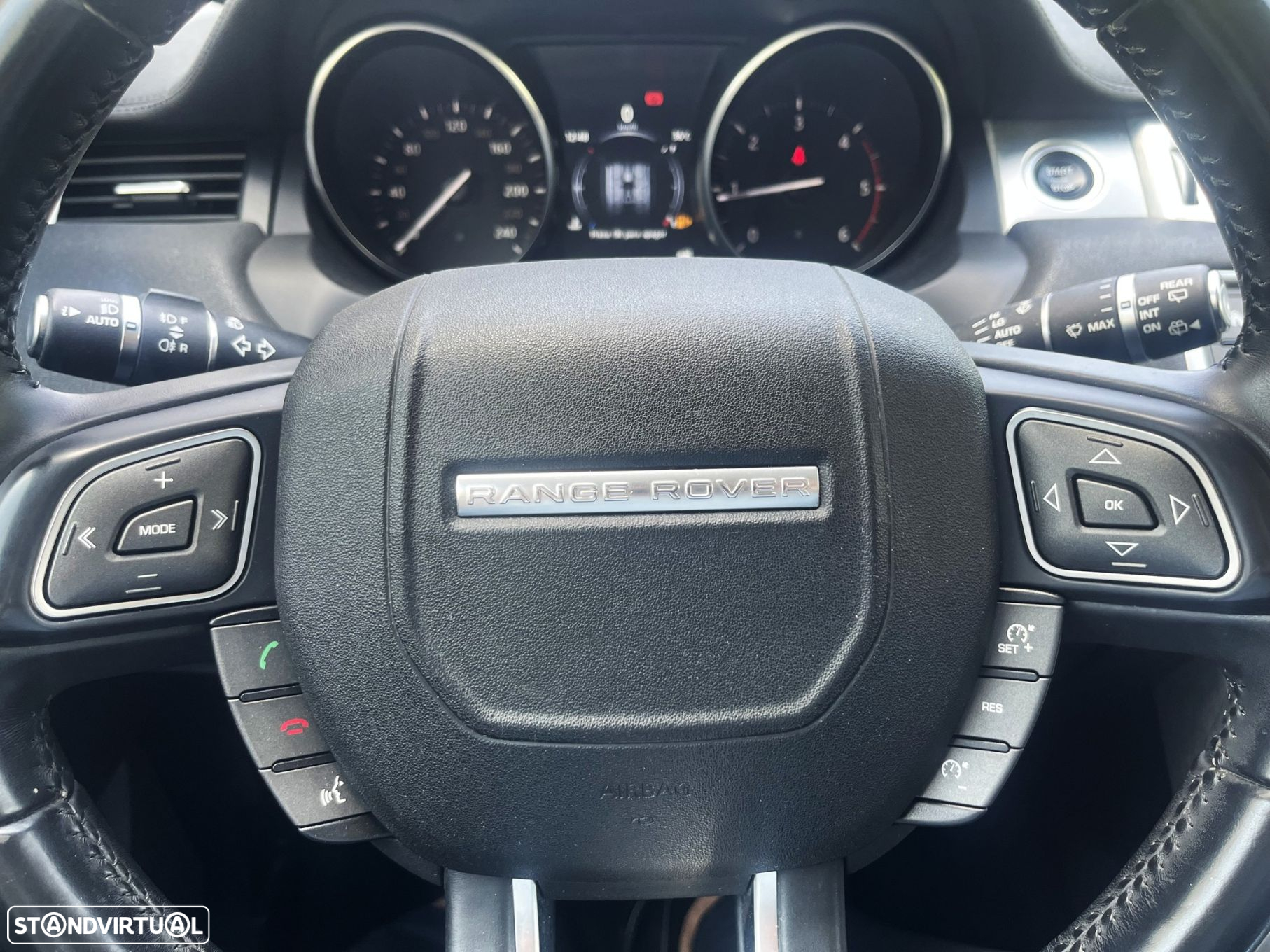 Land Rover Range Rover Evoque 2.0 eD4 SE Dynamic - 23