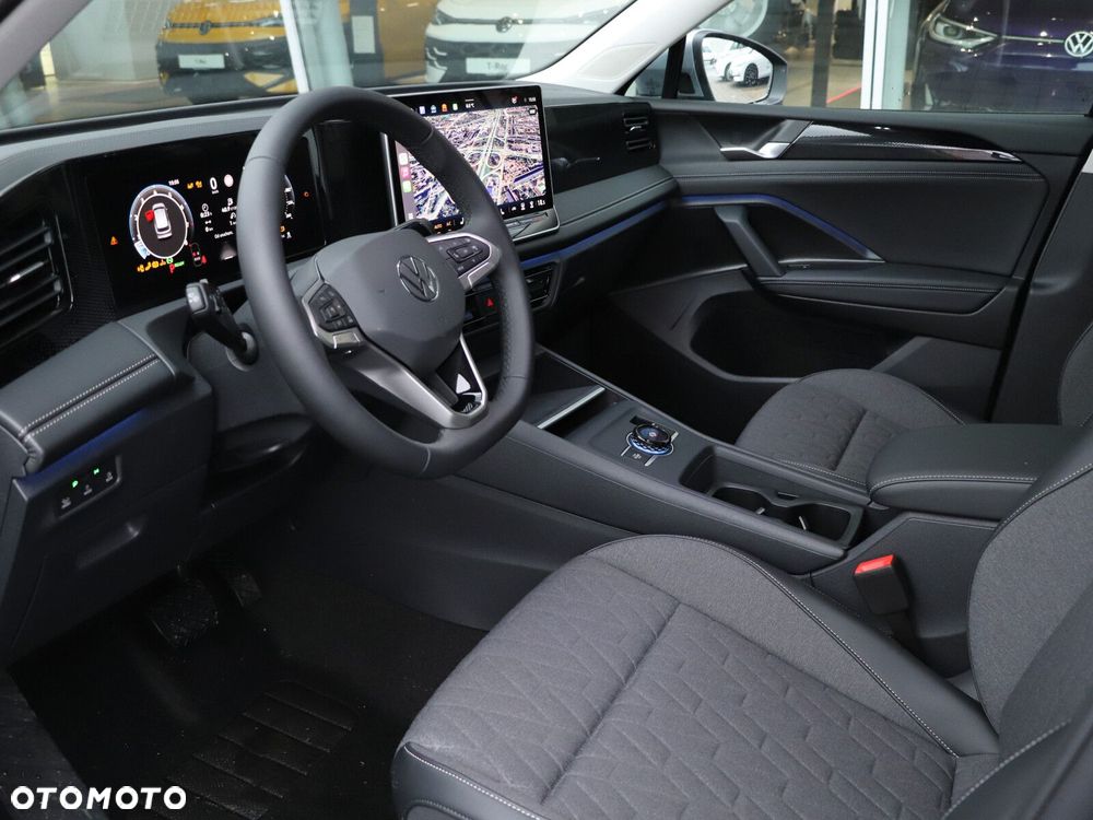 Volkswagen Tiguan - 10