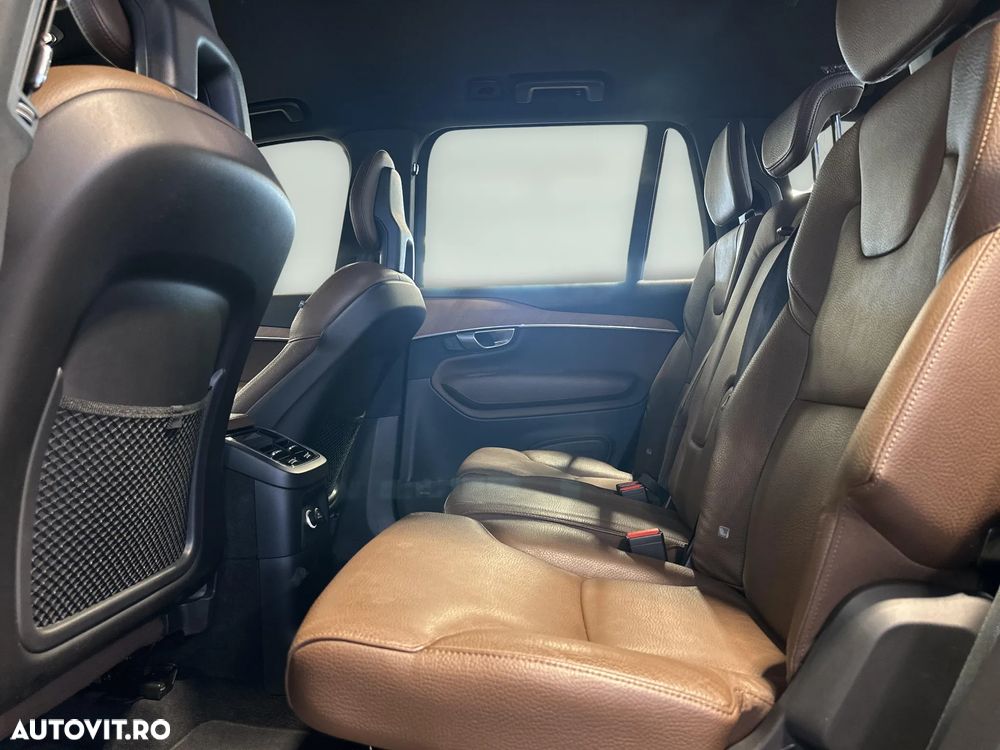 Volvo XC 90 T8 eAWD Momentum Pro - 12