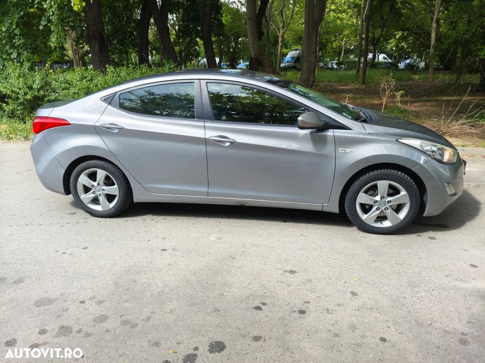 Hyundai Elantra 1.6 MPi Highway - 8