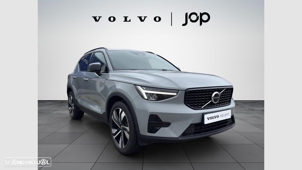 Volvo XC 40 1.5 T2 Plus Dark Auto - 8