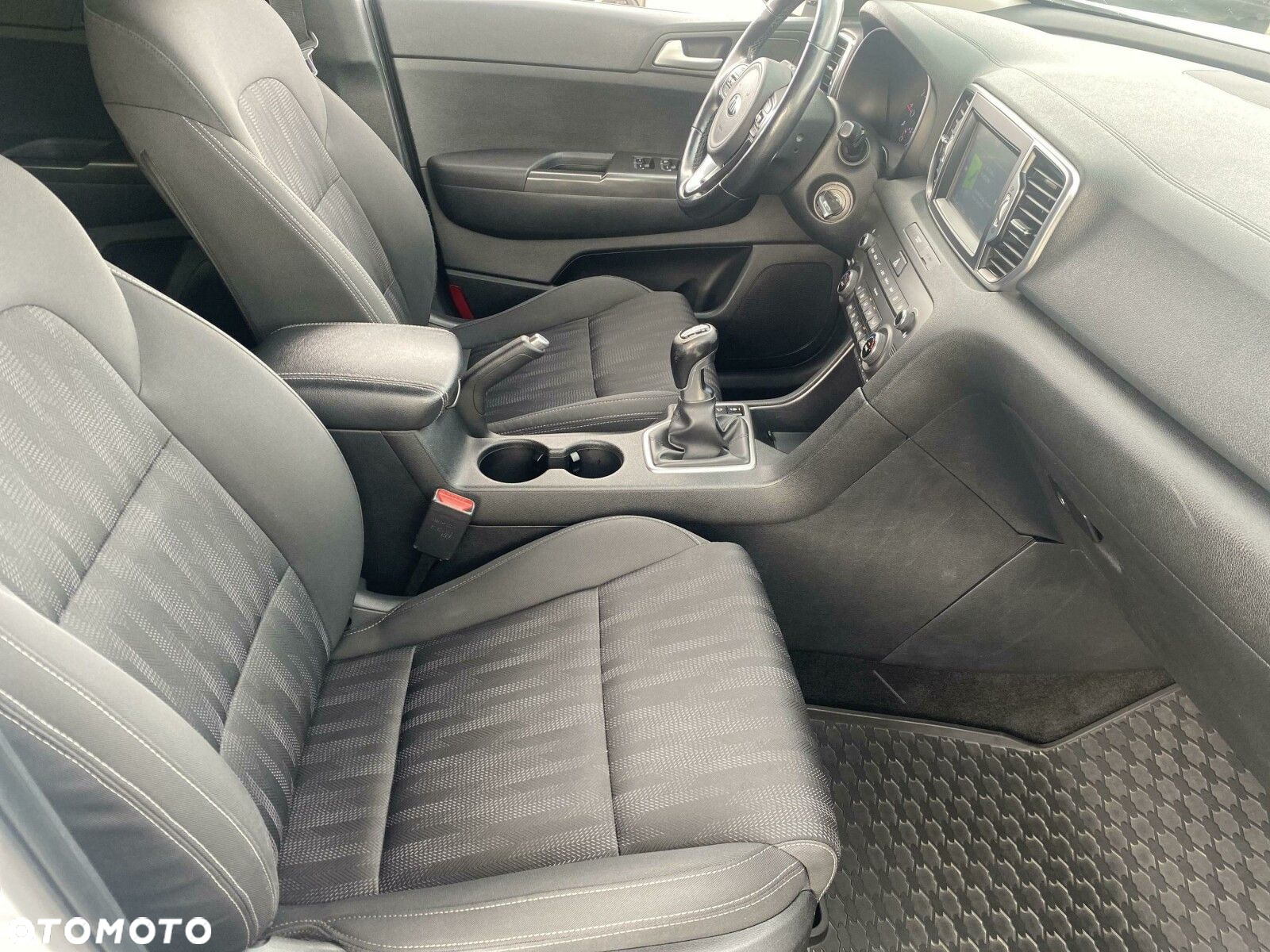 Kia Sportage 1.7 CRDI M 2WD - 16