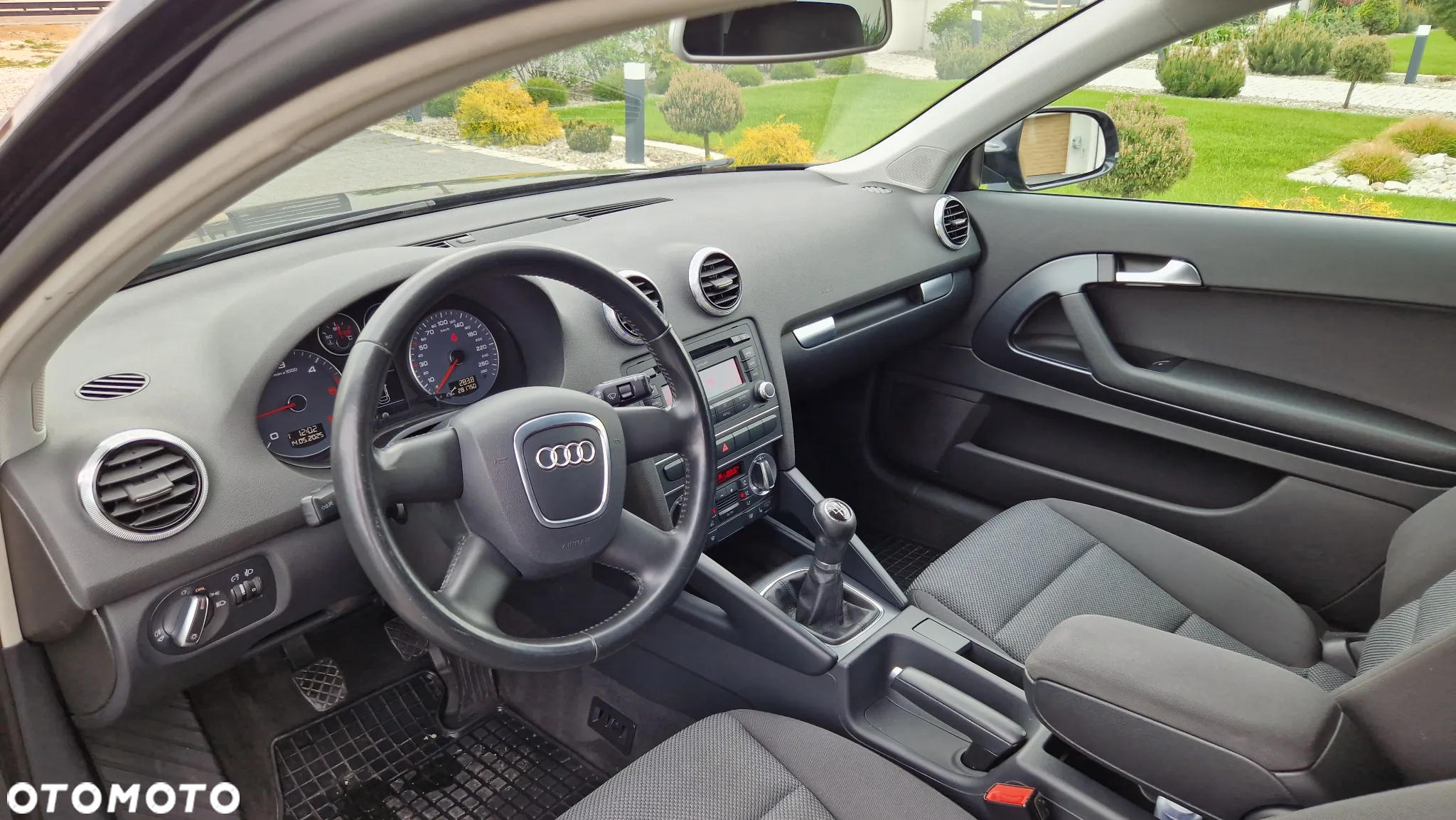 Audi A3 1.6 TDI Attraction - 6